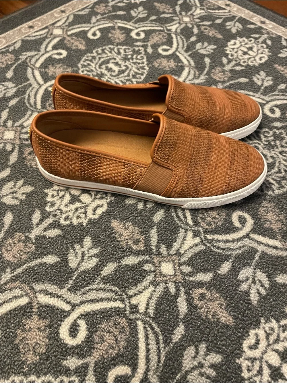 Lauren Ralph Lauren Jinny slip on, size 9